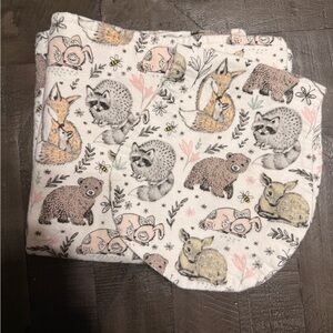 New Handmade burp cloth set